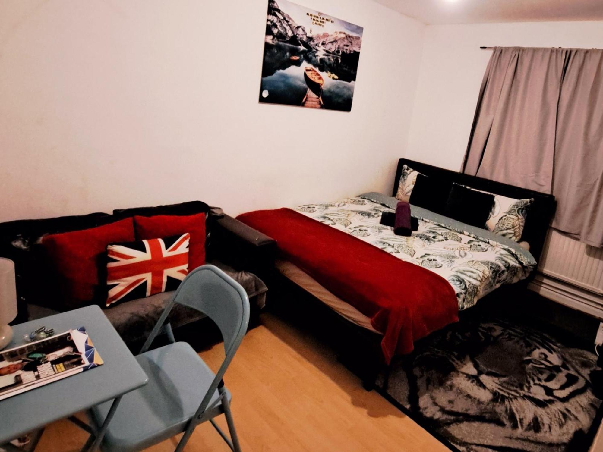 Merciful King Room, In Zone 2-3 Londres Exterior foto